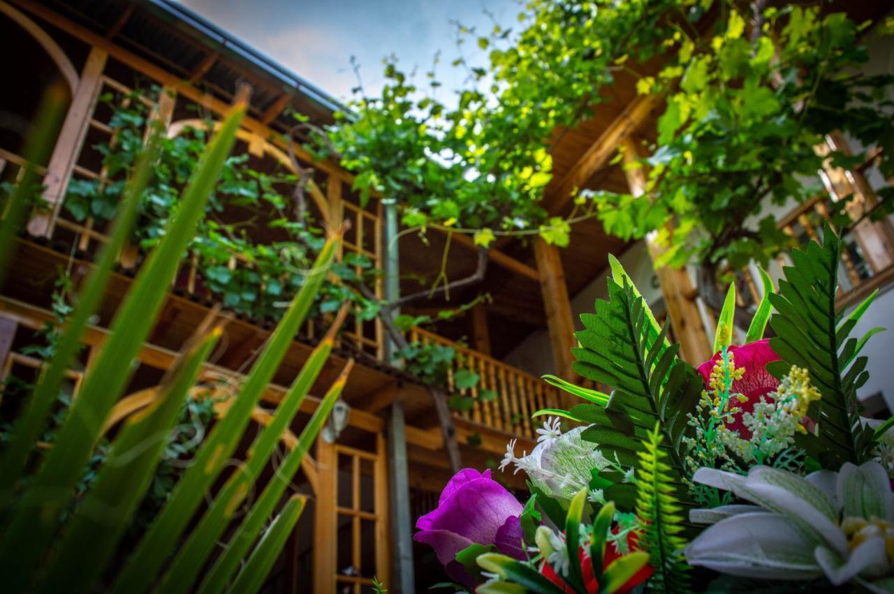 Jahongir Bed & Breakfast Samarkand Exterior photo